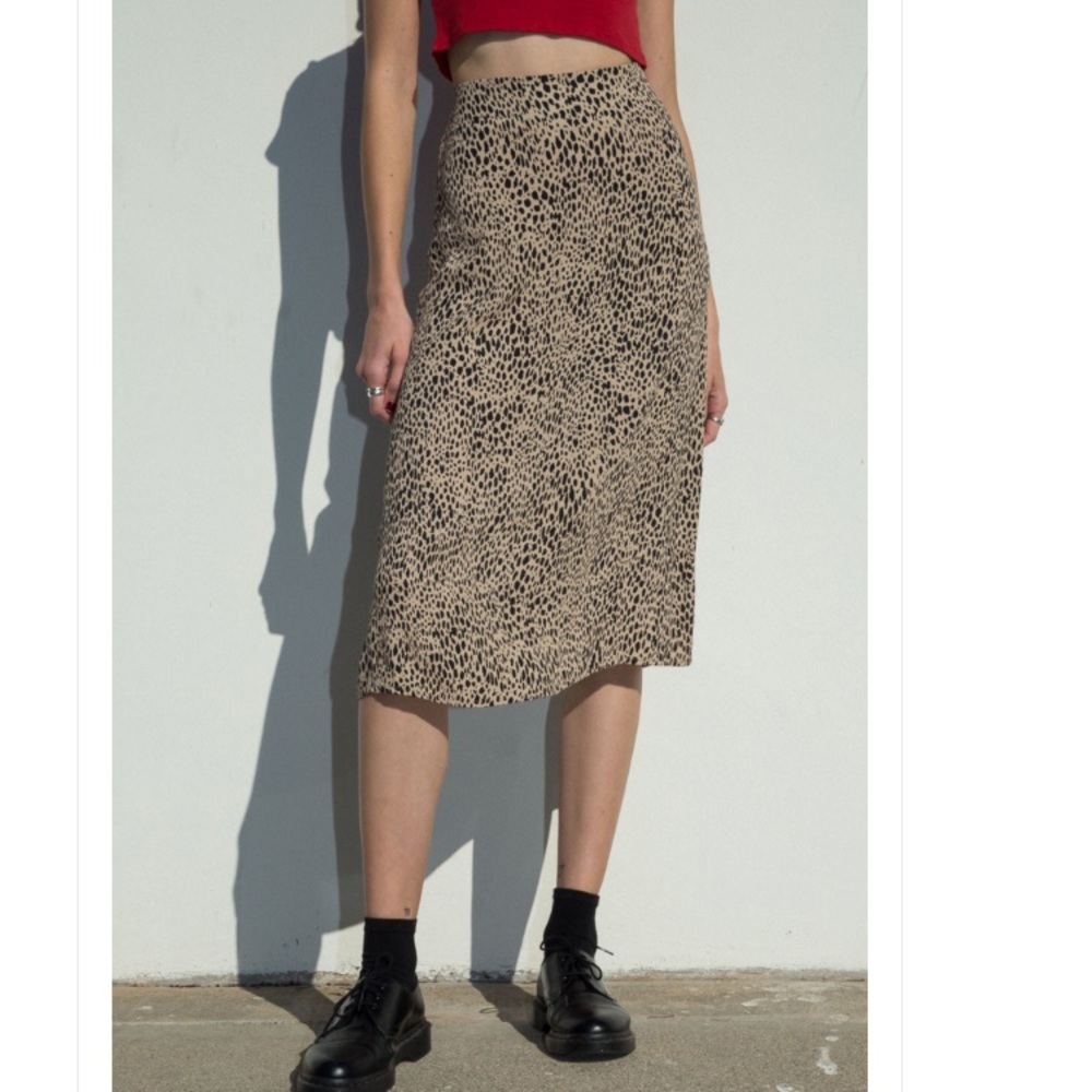 NWT BRANDY MELVILLE leopard print midi skirt